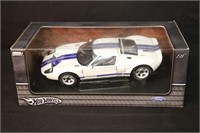 1:18 Hot Wheels Ford GT; NIB