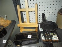 Sewing Attachments & Case,Trivets & Frame Easel