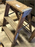 2-Step Wooden Ladder