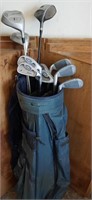 10 Knight golf clubs in blue bag for one money
