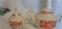 3 teapots with chicken designs for one money