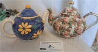 2 flowered teapots for one money