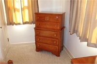 VIRGINIA HOUSE MAPLE 5 DRAWER CHEST ON CHEST
