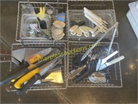 Assortment of utensils