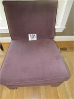 27x29x34" Chair