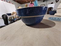9 inch Blue Crock Bowl