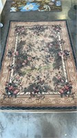 Area rug with a rose design - Imperial Design