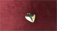 14k yellow gold heart pendant