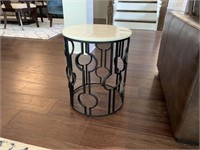 ROUND SIDE TABLE