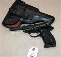 C WALTHER P1 9MM PISTOL