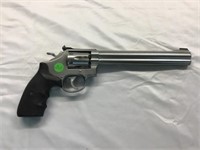 Smith & Wesson Md. 617 .22 With Box