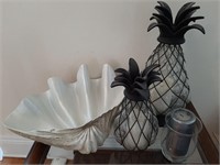PINEAPPLE CANDLE HOLDERS AND SHELL