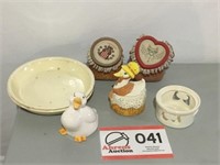 Pie Plates (Oven Serve) & Knick Knacks (7 pcs)