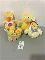 Hallmark Chicks Plush (Battery Operated) - 4