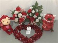 Hallmark Plus; Valentine's Wreath; 2 Floral