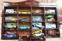 MAISTO DISPLAY - DIE-CAST CARS