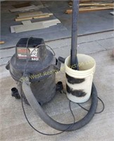 Craftsman Wet/Dry Vacuum w/Attachments