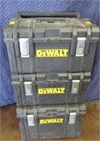 DEWALT  Rolling 3 Bay Tool Box