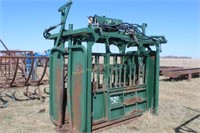 Big Valley Hydraulic Squeeze Chute