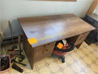 Knee Hole Desk
