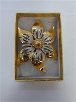 Vintage Large Gold Tone + Silver Tone Flower Pin