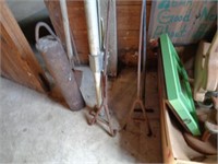 Load lock, small shovels, large weight, misc