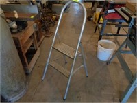 2' aluminum step ladder