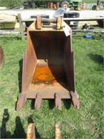 30" Excavator Bucket (2801)