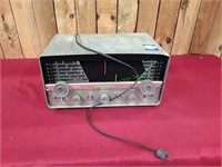 Vintage The Hallicrafters Co Radio
