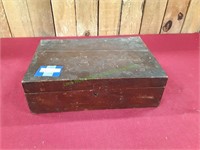 11" x 7.5" x 3.5" Wooden Box