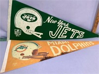 2 vintage NFL pennants Jets Dolphins