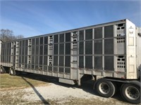 53 ft. Barrett Eagle Livestock trailer