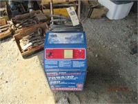 ASSOCIATED BATTERY CHARGER