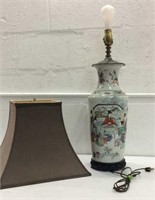 Vintage Asian Ceramic Table Lamp K15E