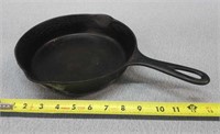 #6 Dirty Cast Iron Skillet