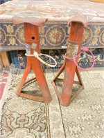 Pair of car stands