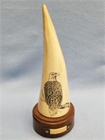 Richard Freeman scrimshaw of an eagle on a fossili