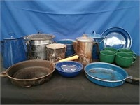 Tote-Camping Pots, Pans, Dishes