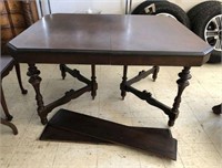 Antique Dining Table on Casters with 2 Leaves