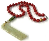 Light Green Jade Chinese Pendant w/Necklace.