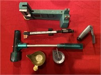 RCBS 5-10 Scale with Bullet Puller and Hand Primer