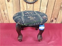 9" Stool With Monkey Upholstery Top