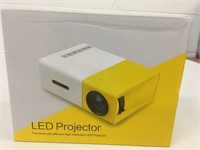 LED Projector  ~ New