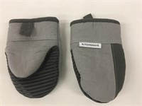 KitchenAid Oven Mitts