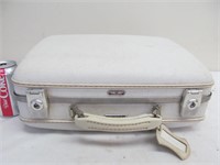 Vintage American Tourister luggage case