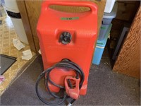 53 L fuel tote with hand pump and hose