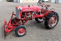 1947 Cub F Cadet (project tractor)