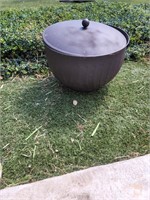 Decorative Yard Water Hose Pot with Lid