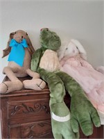 Stuffed Animals, (2) Bunnies and a Turtle