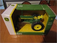 John Deere 520 Tractor